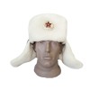 白い毛皮を持つ皮革職員USHANKA軍事ロシアの冬の帽子 